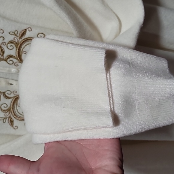 Laura Scott 100% XL RECYCLED ♻️ made with bottle material. GOLD EMBOSSING - Picture 5 of 6